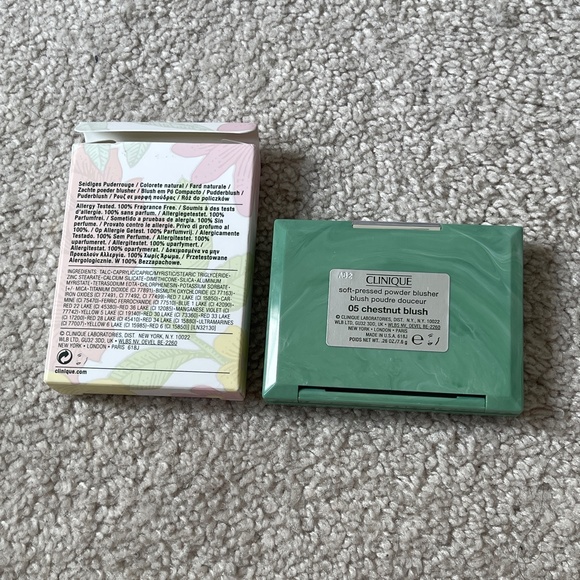 NEW Clinique Soft Pressed Powder Blusher #05 Chestnut Blush Full Size 7.6g HTF - Picture 4 of 4